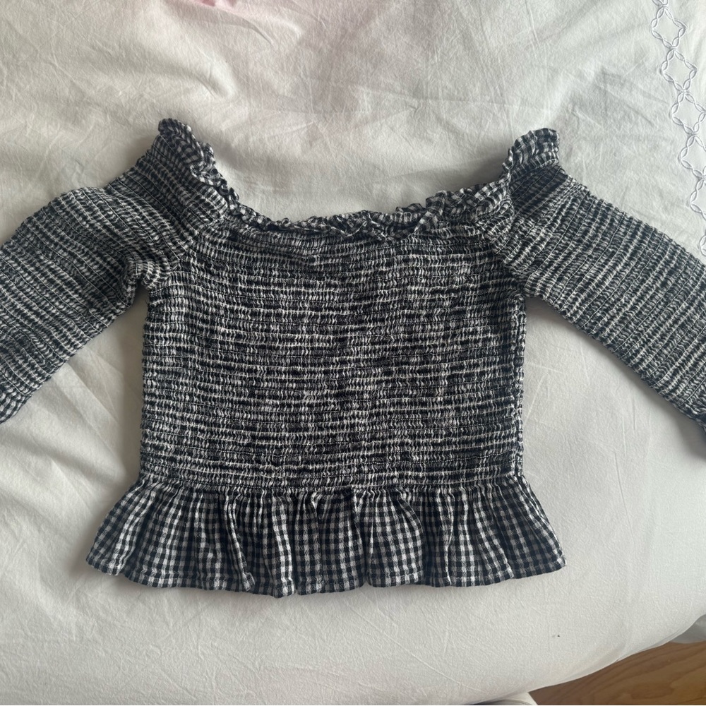American Eagle Outfitters Black and White Off-Shoulder Blouse